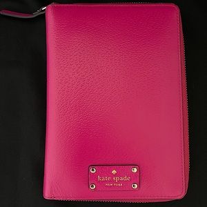 Kate Spade pink zip planner